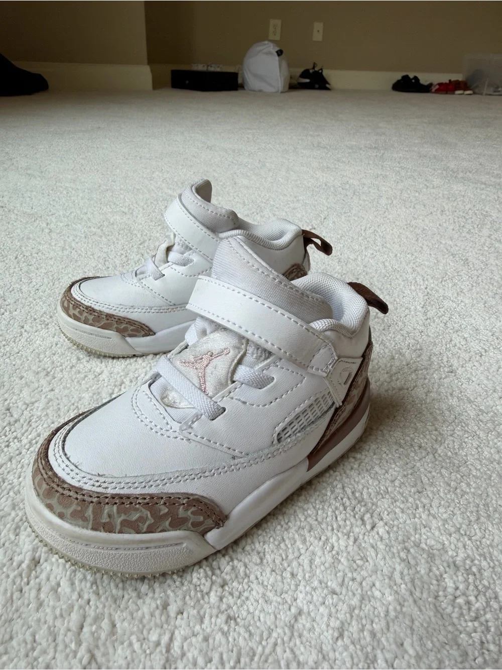 Jordan Kids White and Brown Mid-Top Sneakers with Textured Accents